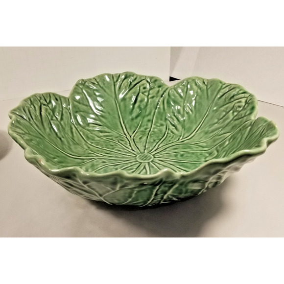 Vintage Kitchen: Bordallo Pinheiro Green Cabbage Leaf Salad Serving Bowl & Plate - Picture 7 of 14